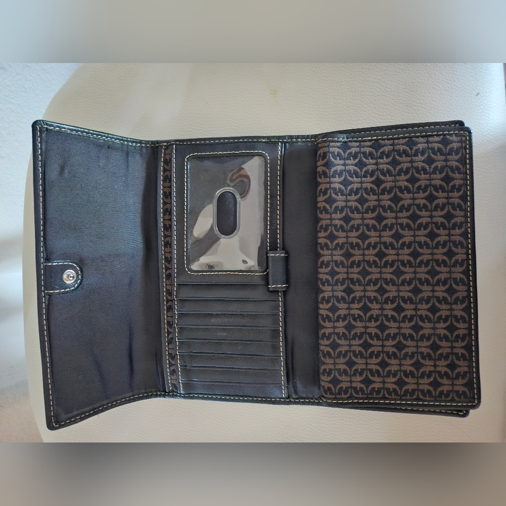 Fossil Brown Multi-Strip Patterned Wallet - Picture 10 of 12